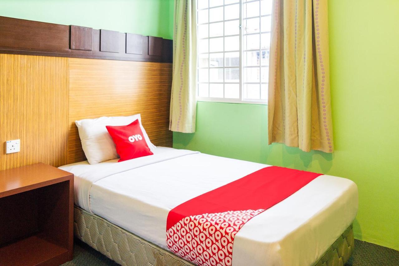 Keningau Oyo 89408 Royal Hotel מראה חיצוני תמונה