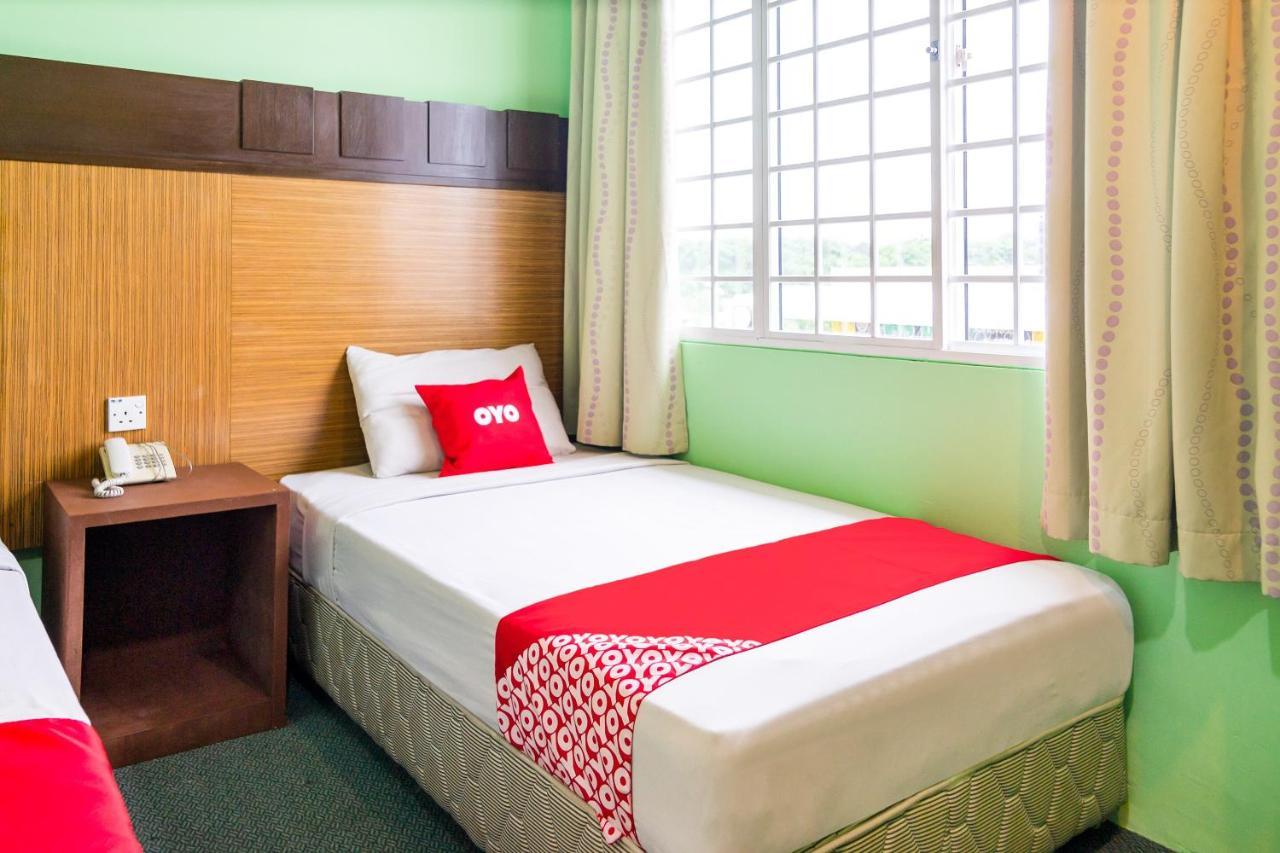 Keningau Oyo 89408 Royal Hotel מראה חיצוני תמונה