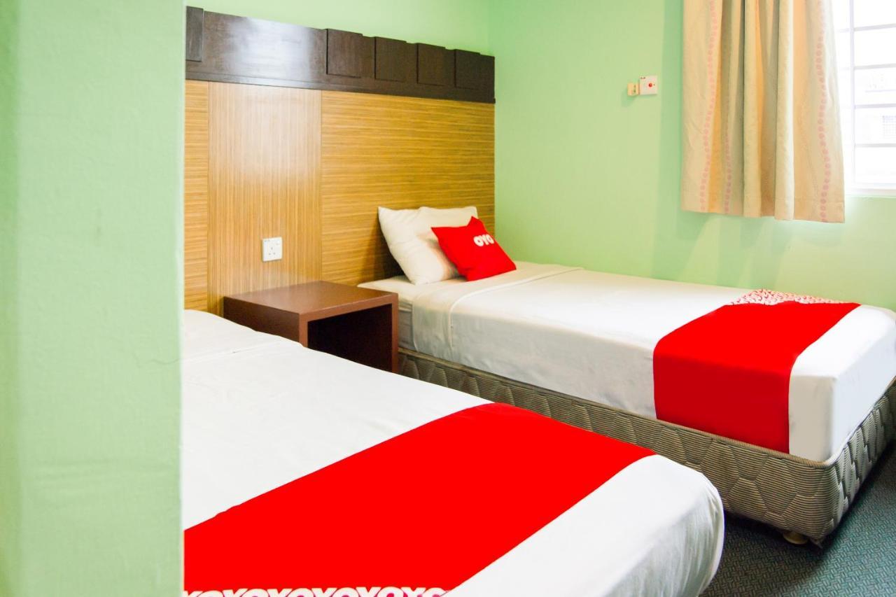 Keningau Oyo 89408 Royal Hotel מראה חיצוני תמונה