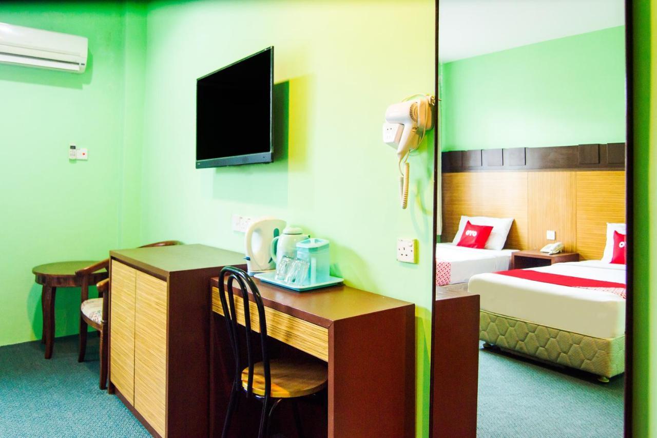 Keningau Oyo 89408 Royal Hotel מראה חיצוני תמונה