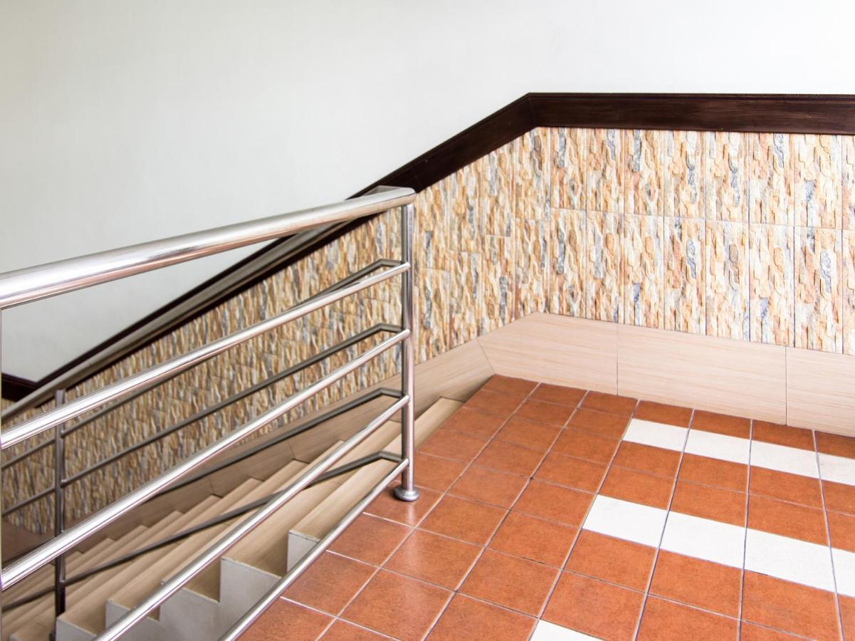 Keningau Oyo 89408 Royal Hotel מראה חיצוני תמונה